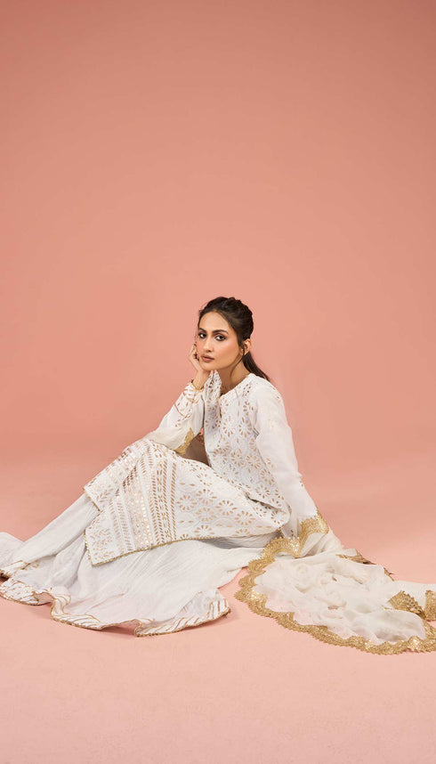 Shamiyana (With Sharara)